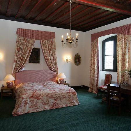 Schlosshotel Gotzenburg Jagsthausen Buitenkant foto