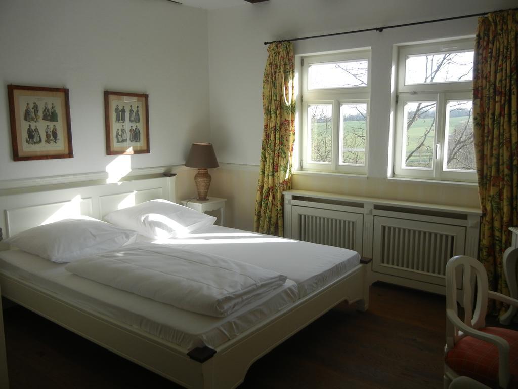 Schlosshotel Gotzenburg Jagsthausen Buitenkant foto