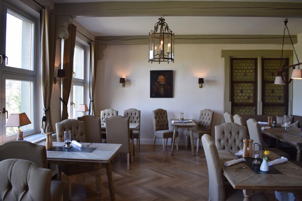 Schlosshotel Gotzenburg Jagsthausen Buitenkant foto