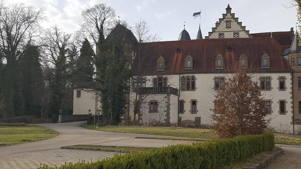 Schlosshotel Gotzenburg Jagsthausen Buitenkant foto