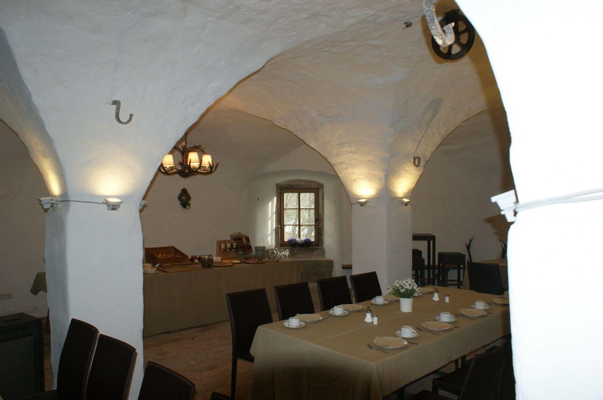 Schlosshotel Gotzenburg Jagsthausen Buitenkant foto