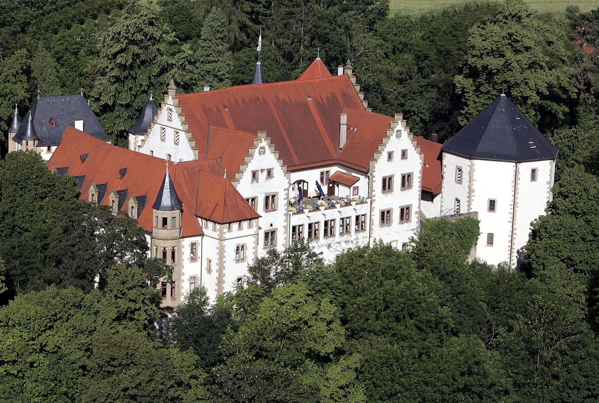 Schlosshotel Gotzenburg Jagsthausen Buitenkant foto